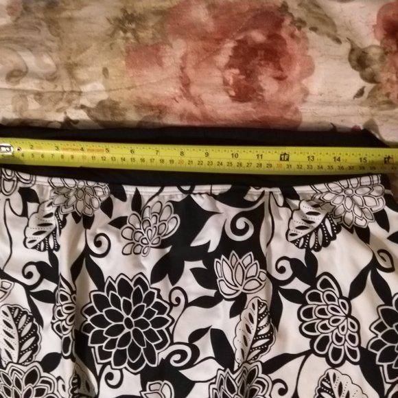 Black & White Bikini set NWOT - Picture 10 of 14